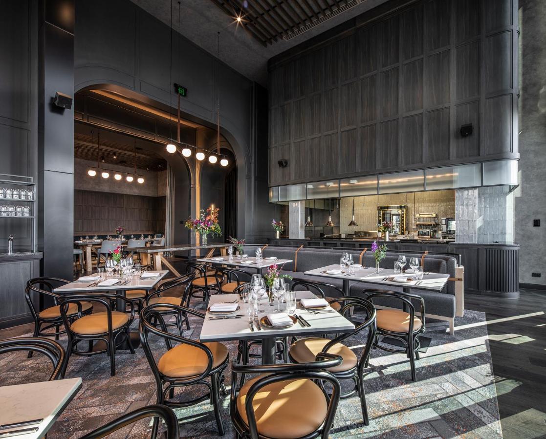 Voco Melbourne Central Экстерьер фото